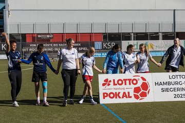 Bild 63 - wBJ Lotto Pokal Finale  Eimsbuetteler TV - Hamburger SV : Ergebnis: 0:3